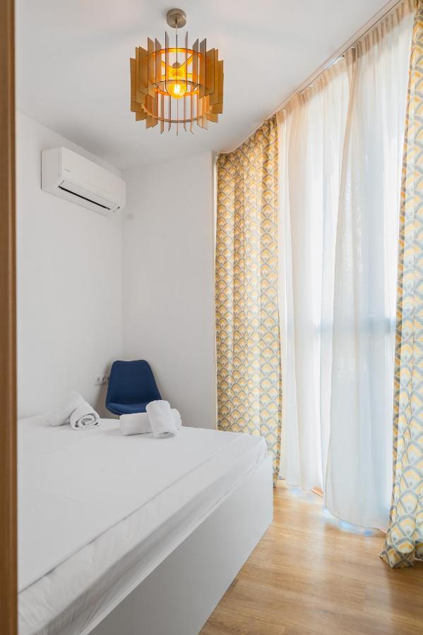 Bright & Cozy 1Bd Apartment In А New Building Sofia Luaran gambar